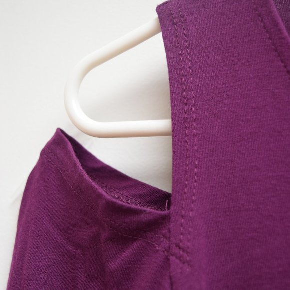 The Limited Cutout Shoulder Top in Women's Tall Medium - Picture 5 of 14